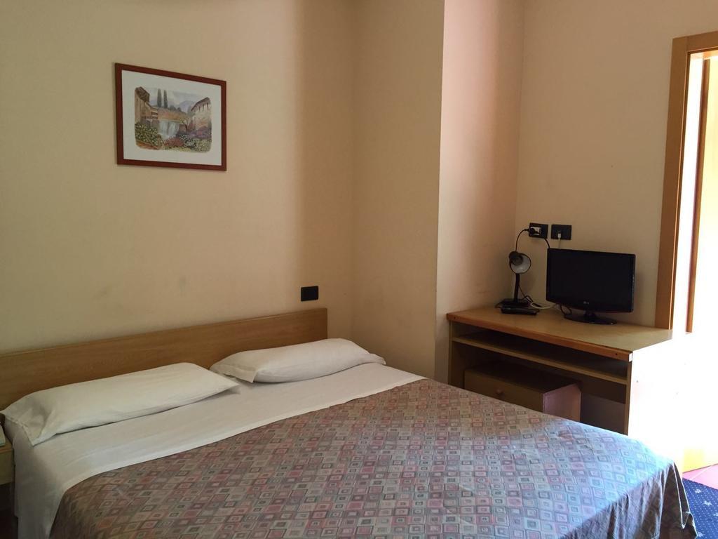 Hotel Rubino Nago Extérieur photo