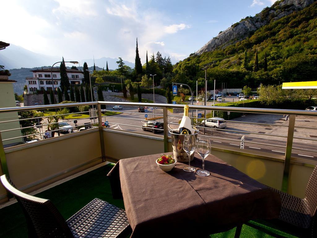 Hotel Rubino Nago Extérieur photo
